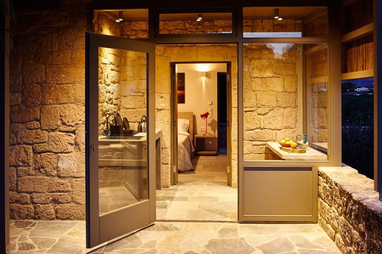 Aegina Nikolaou Art Residence מראה חיצוני תמונה