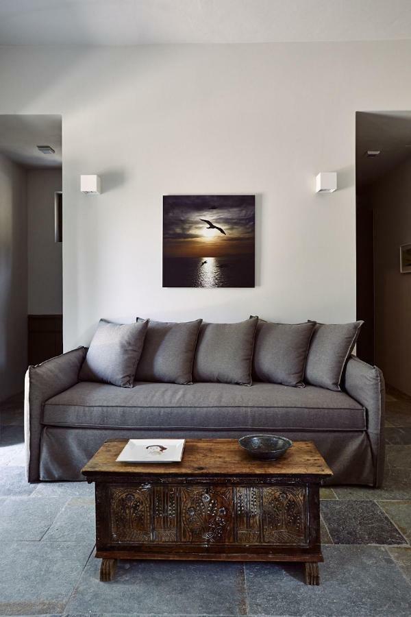 Aegina Nikolaou Art Residence מראה חיצוני תמונה