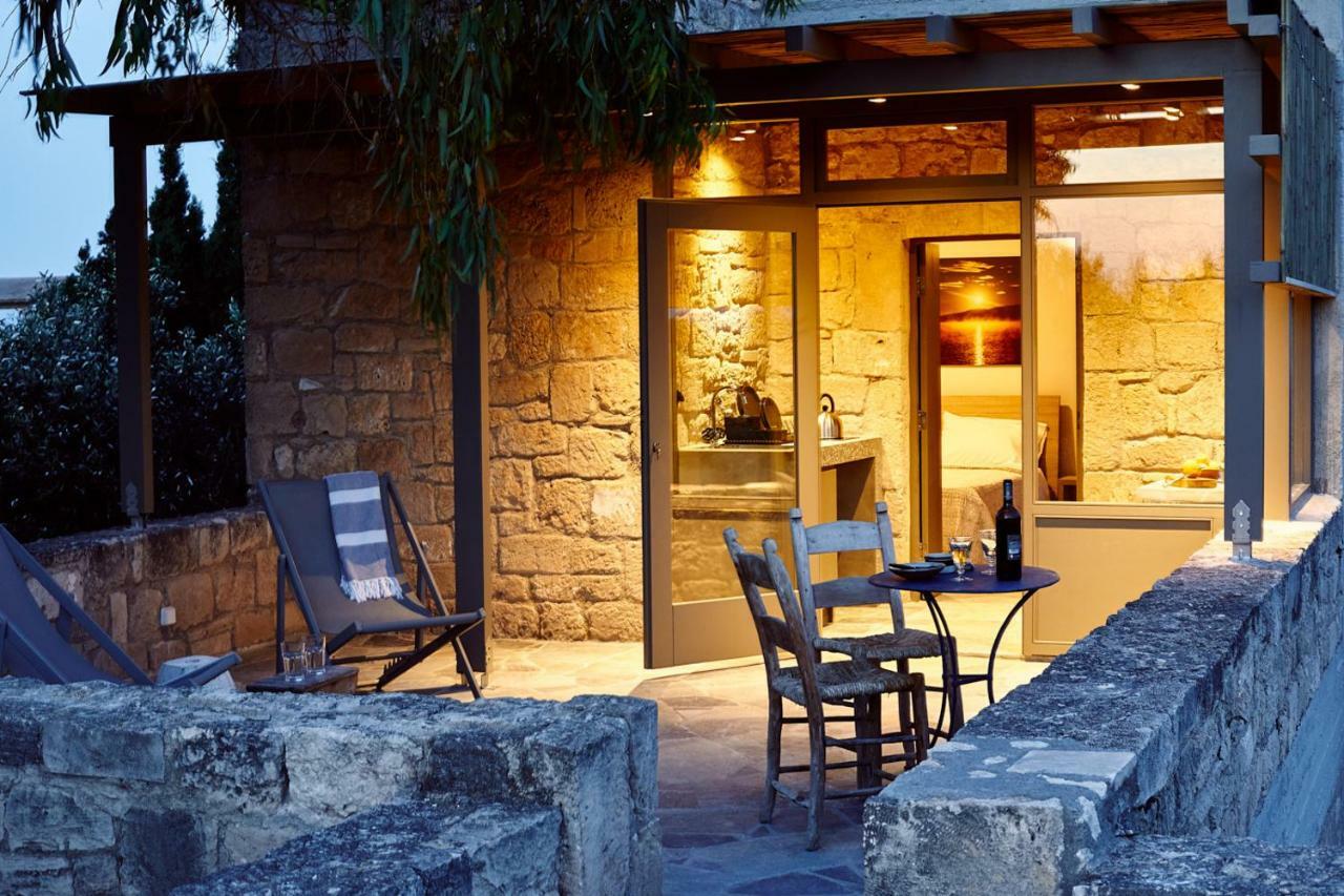 Aegina Nikolaou Art Residence מראה חיצוני תמונה